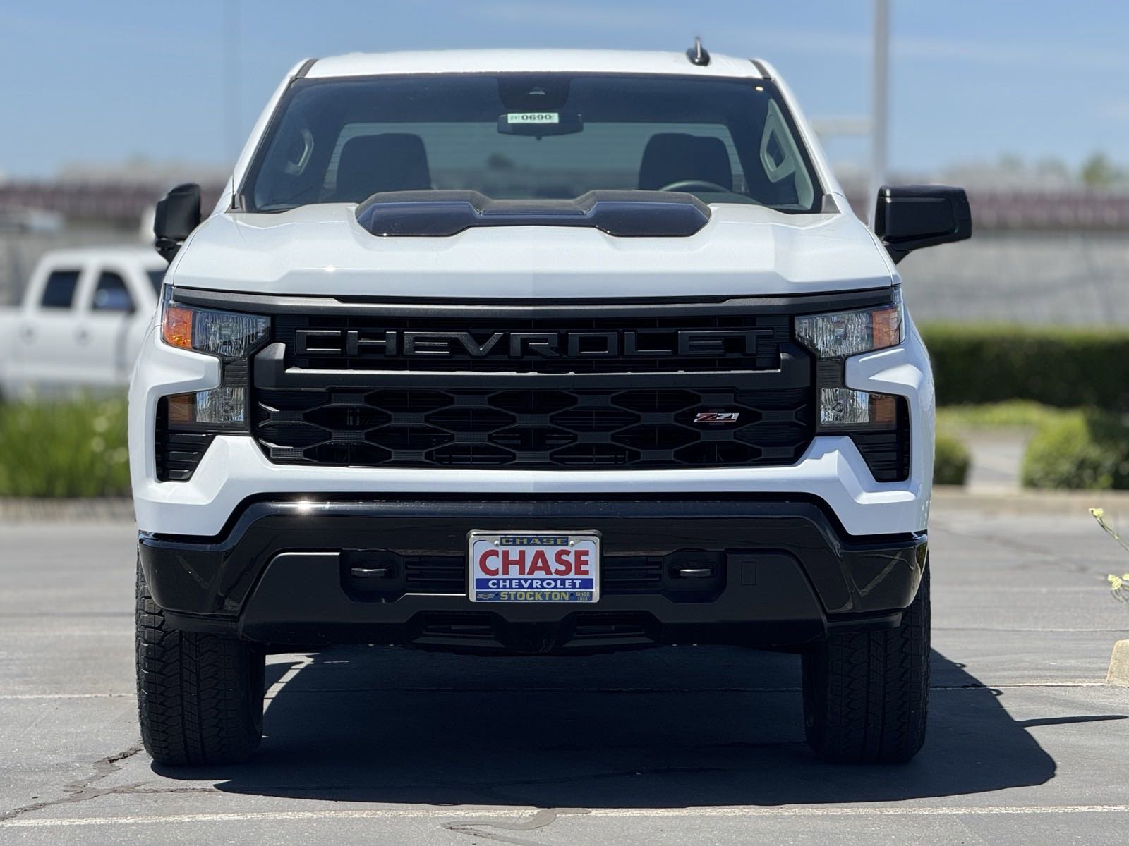 2024 Chevrolet Silverado 1500 Custom Trail Boss photo 3