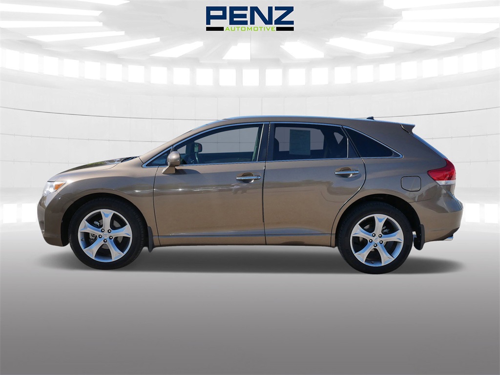 2011 Toyota Venza Base photo 4