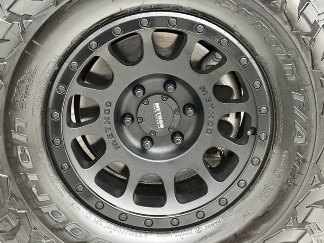 2019 Ford F-150 Raptor photo 2