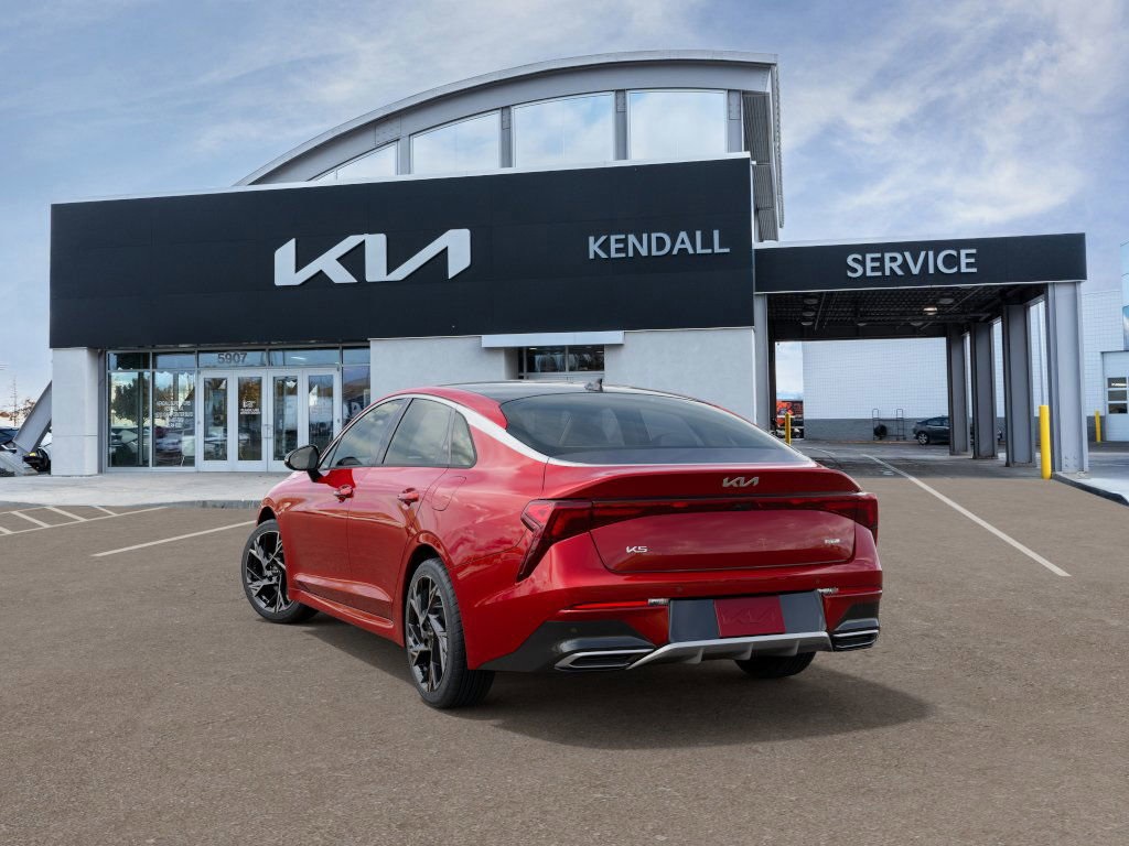 2025 Kia K5 GT-Line photo 4