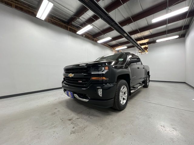 2018 Chevrolet Silverado 1500 LT photo 4