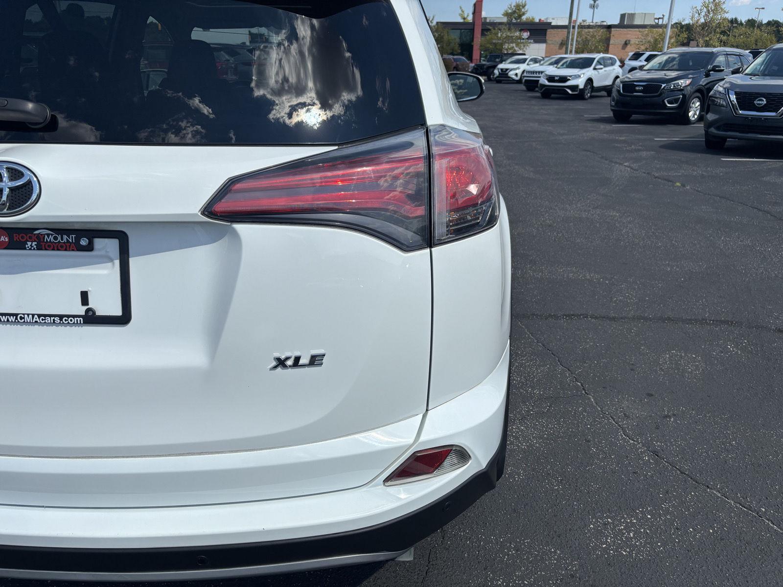 2018 Toyota RAV4 Adventure photo 36