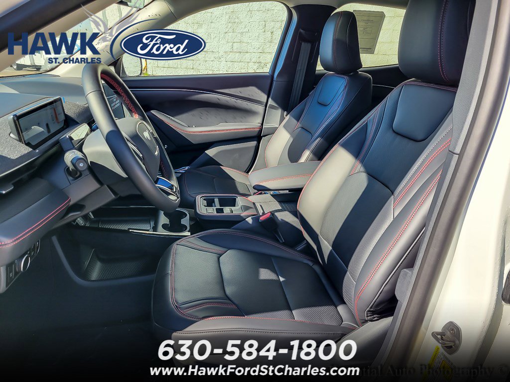 2025 FORD MUSTANG MACH-E - Image 7