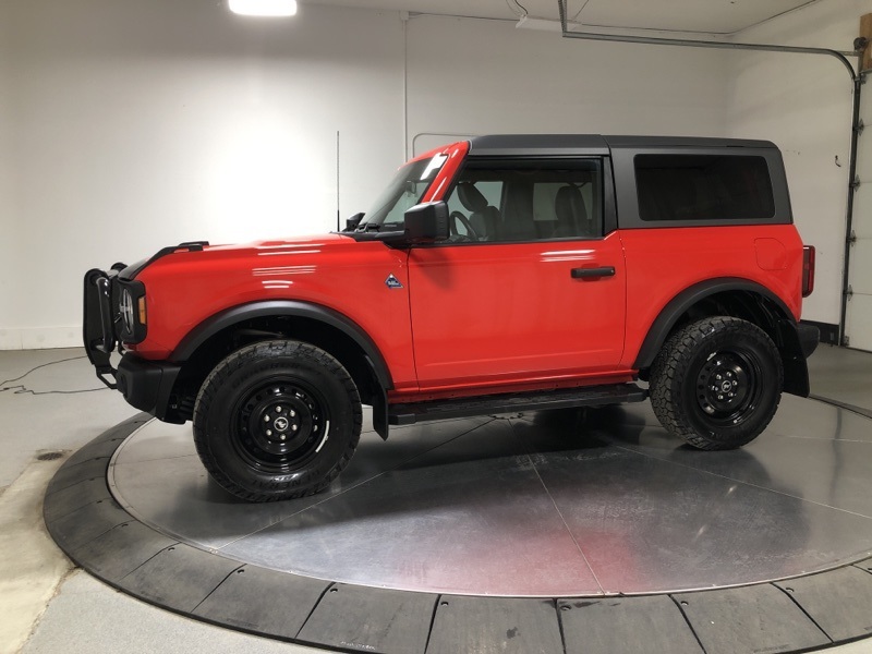 2023 Ford Bronco Black Diamond photo 4