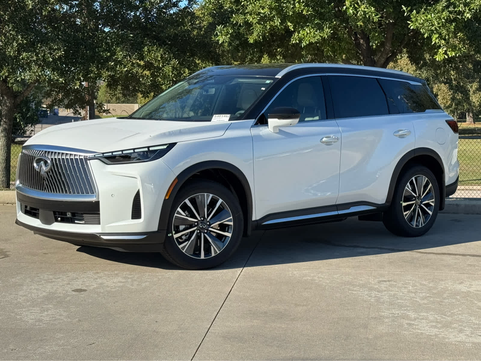 2026 INFINITI QX60 LUXE's photo