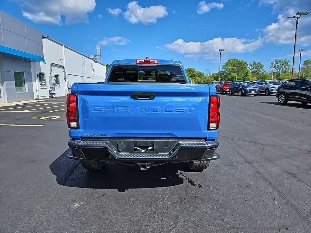 2025 Chevrolet Colorado Trail Boss photo 4