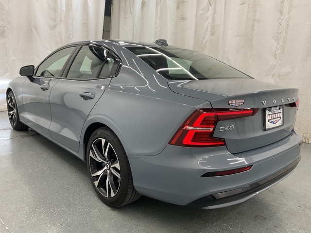 Used 2024 Gray Volvo B5 Core Dark Theme image 5