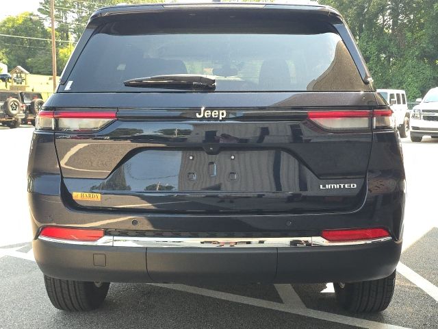 2023 Jeep Grand Cherokee Limited photo 4