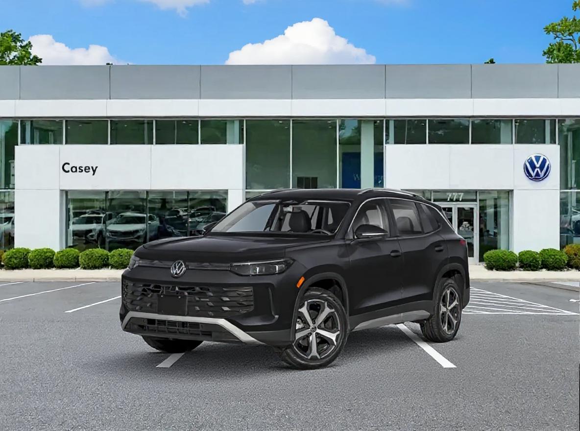 2025 Volkswagen Tiguan SE's photo