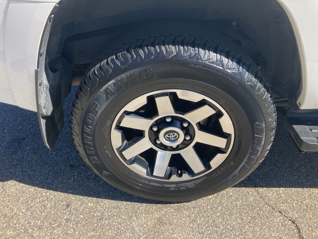 2024 Toyota 4Runner TRD Off-Road photo 11