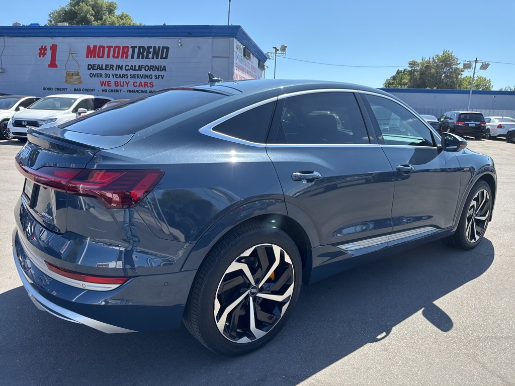 2020 Audi e-tron Sportback Prestige photo 4