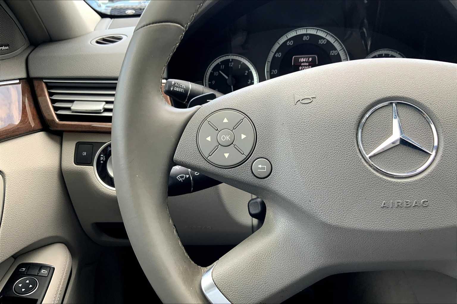 2013 Mercedes Benz E 350 photo 20