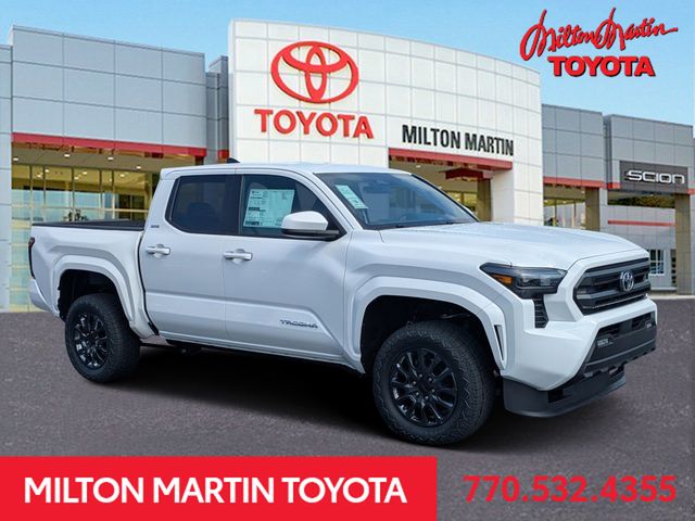 2025 Toyota Tacoma SR5's photo