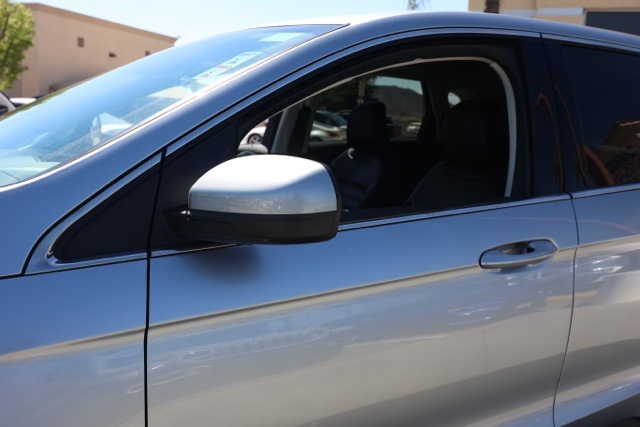 2023 Ford Edge SEL photo 11