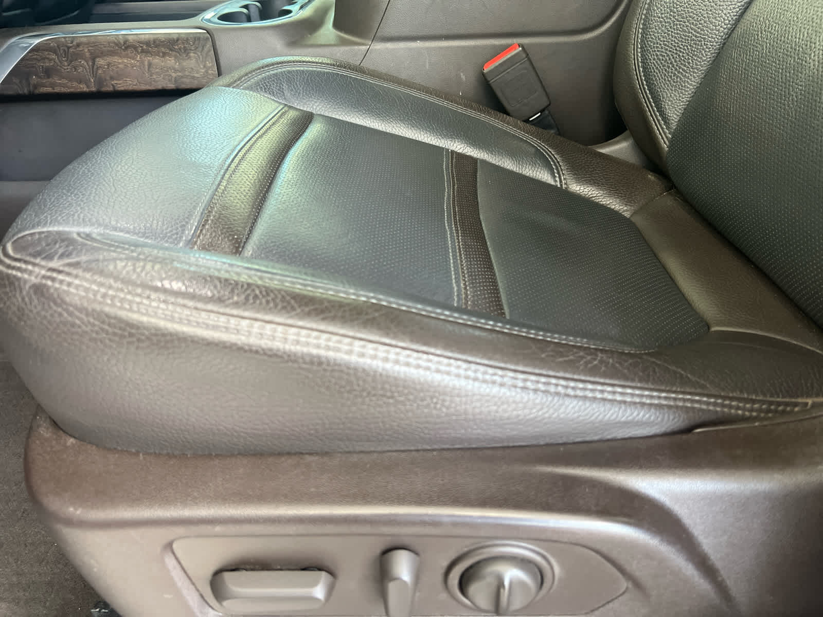 2020 Gmc Sierra 2500 HD Denali photo 12