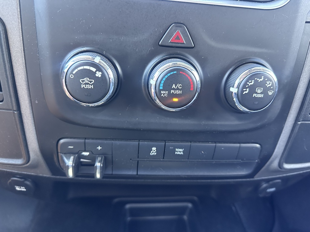 2018 Ram 2500 Tradesman photo 14