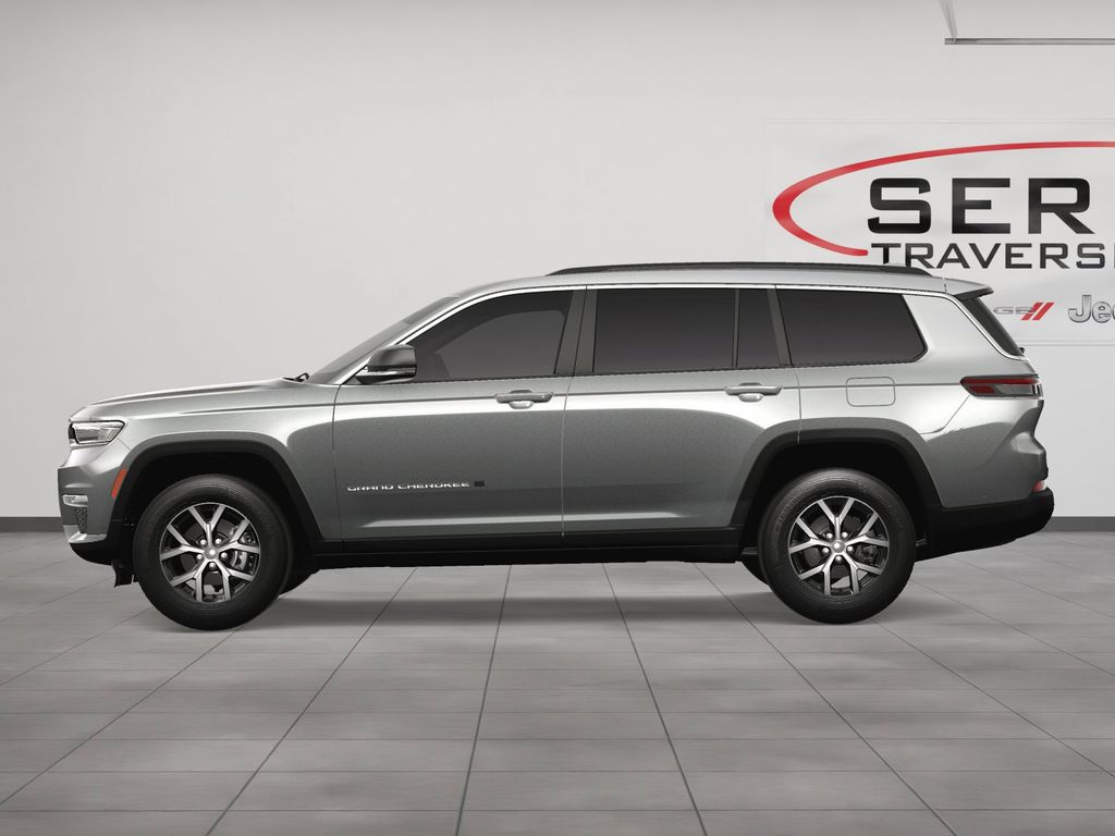 2025 Jeep Grand Cherokee Limited photo 3