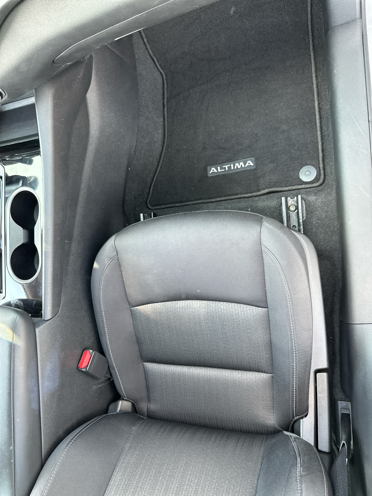 2024 Nissan Altima 2.5 SV photo 22