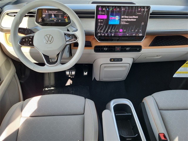 2025 Volkswagen ID. Buzz Pro Plus photo 14
