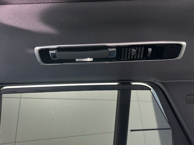 2025 Land Rover Range Rover SE photo 25