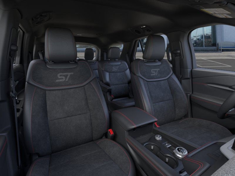 2025 Ford Explorer ST photo 10