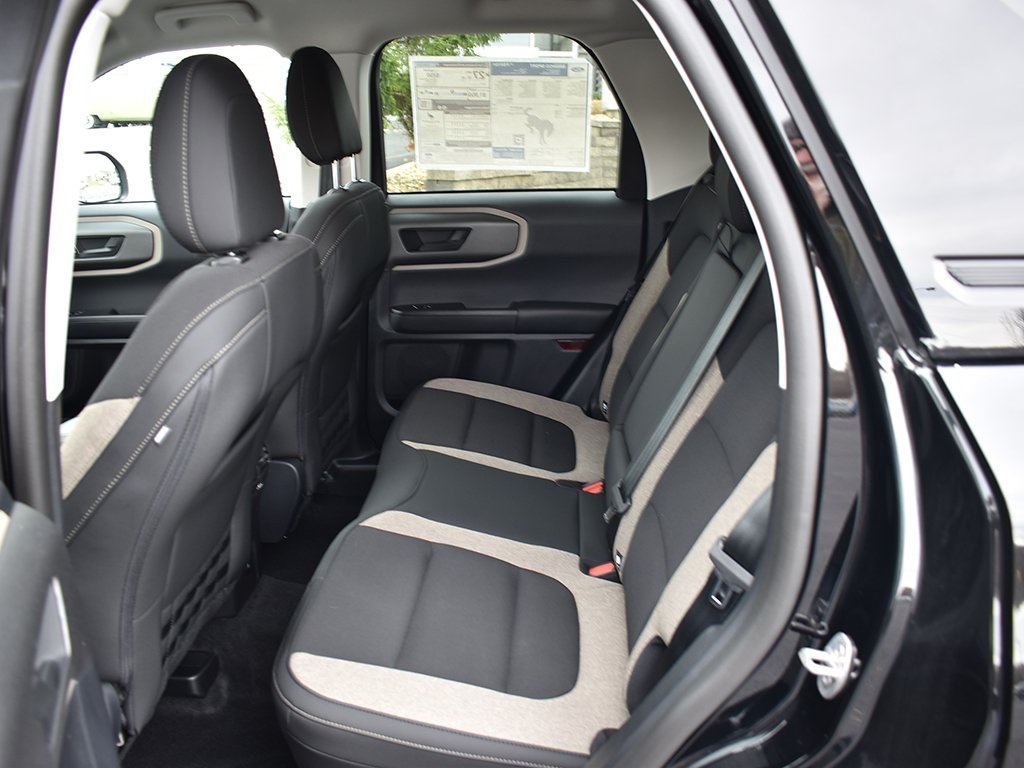 2025 Ford Bronco Sport Big Bend photo 2