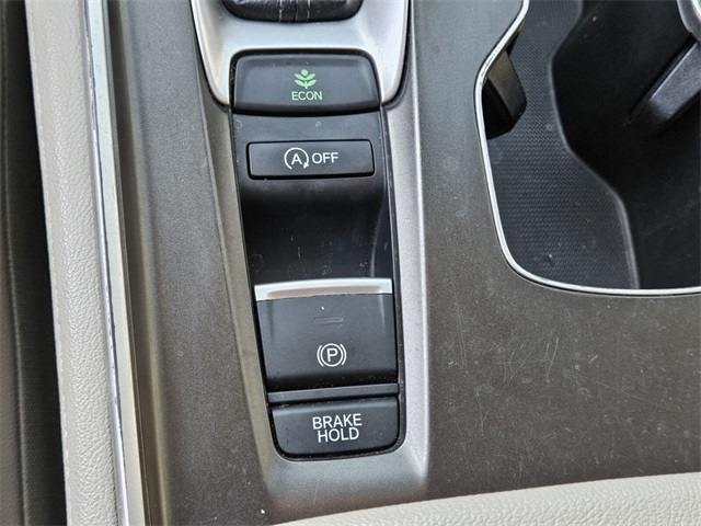 2021 Honda Accord EX-L photo 21