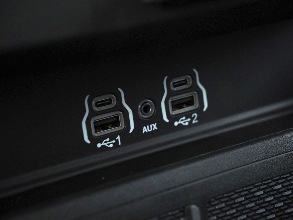 New 2026 Granite Crystal Metallic Clear-Coat Exterior Paint RAM Big Horn/Lone Star image 16