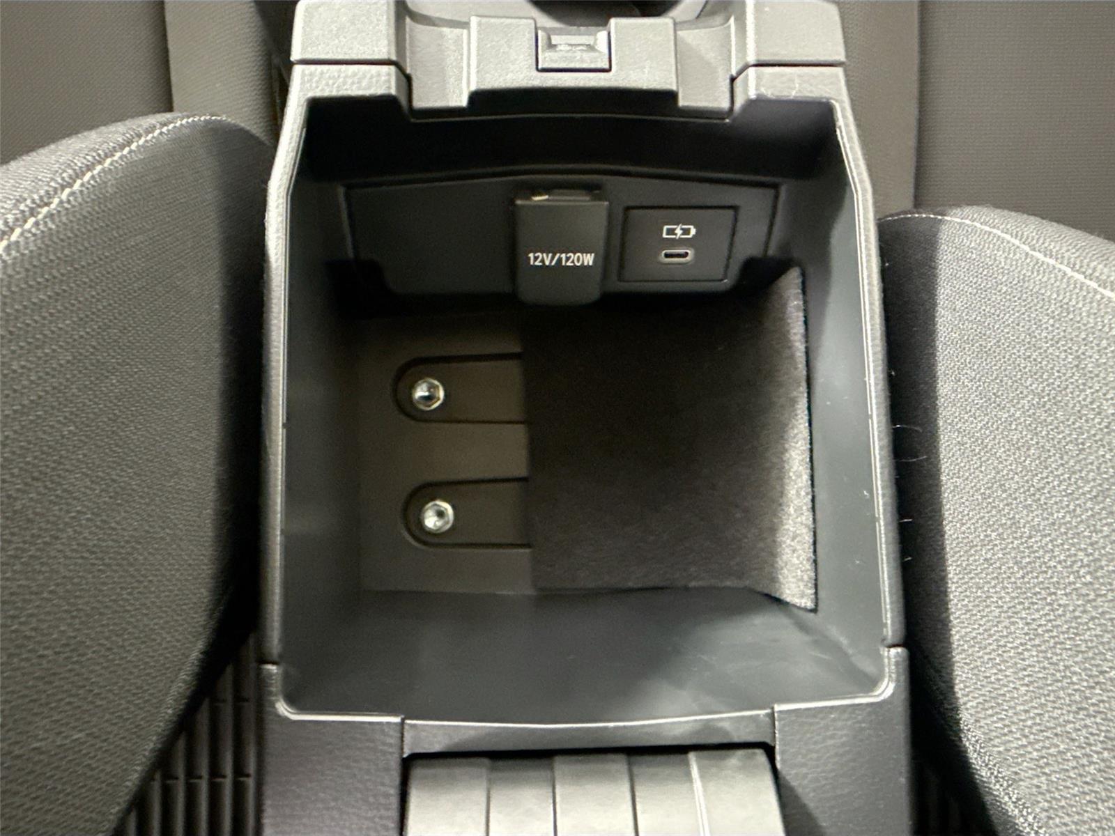 2024 Toyota Corolla Hybrid photo 32