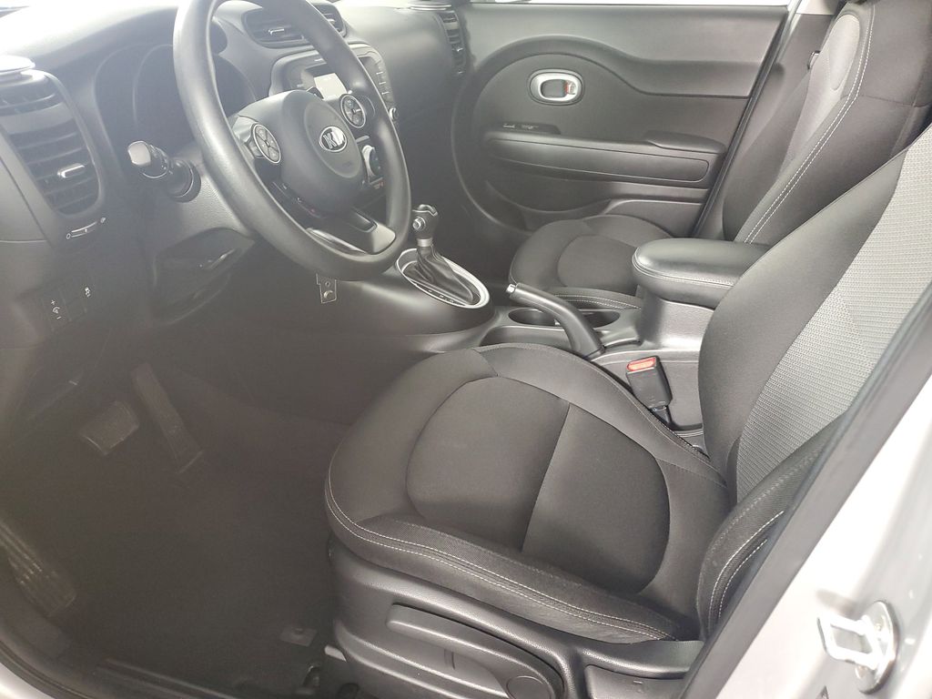 2018 Kia Soul Plus photo 10