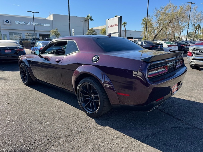 2021 Dodge Challenger R/T Scat Pack Widebody photo 4