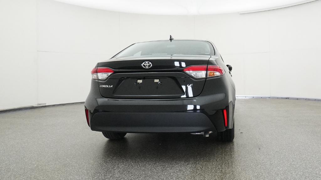 2025 Toyota Corolla LE photo 17