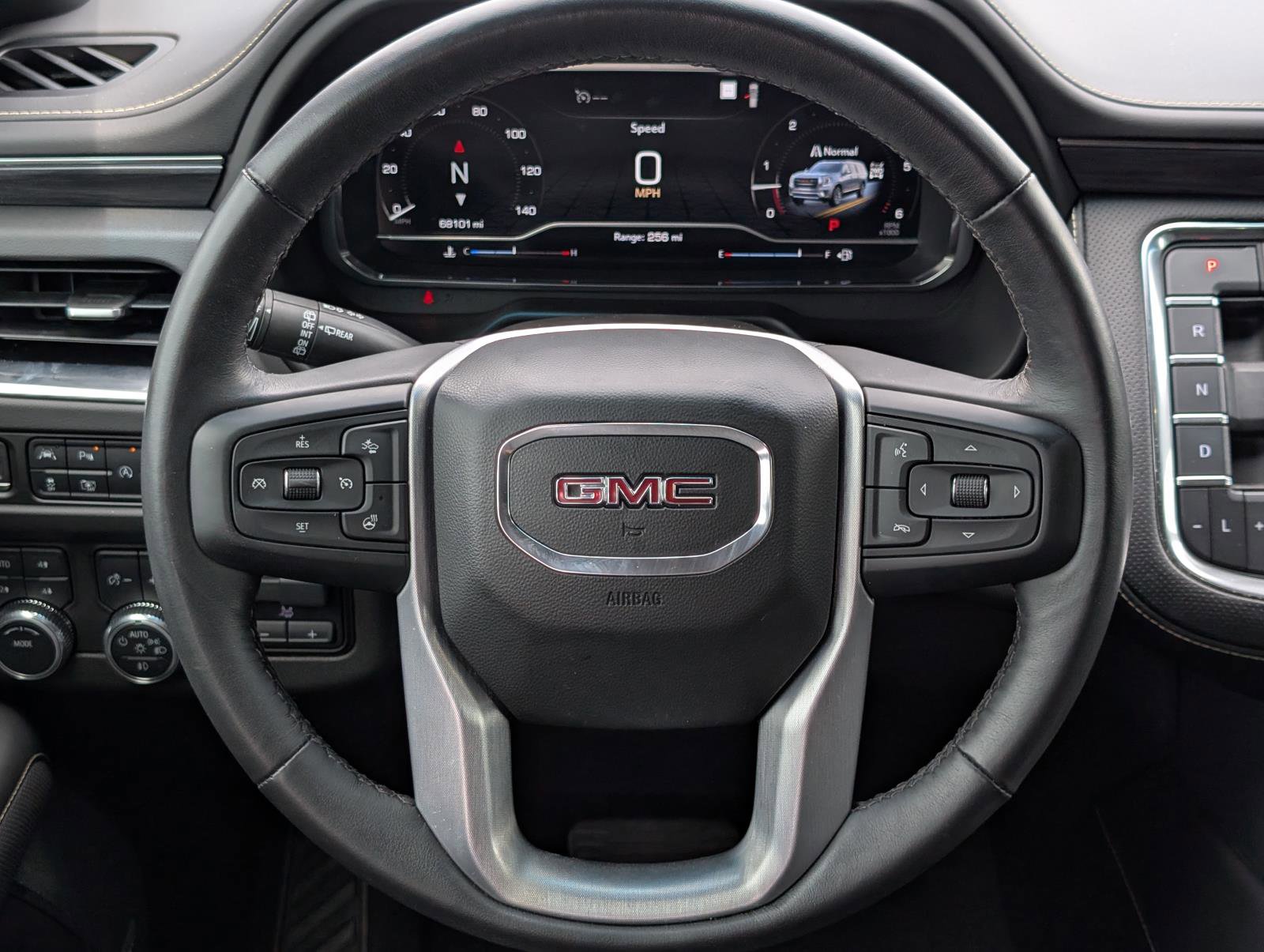 2022 Gmc Yukon SLT photo 36