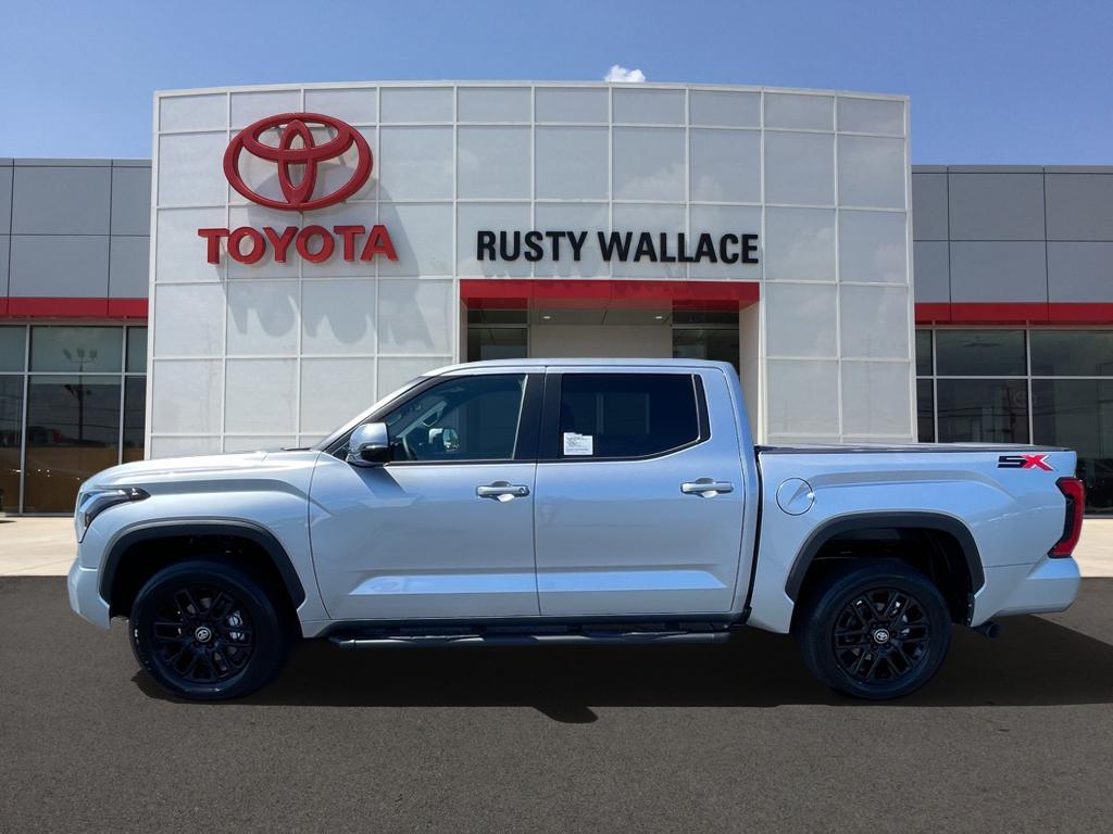 2026 Toyota Tundra SR5's photo