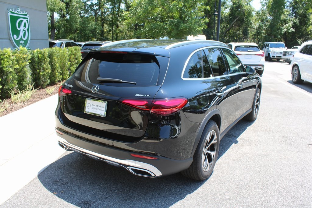 2025 Mercedes Benz GLC 350e 4MATIC photo 4