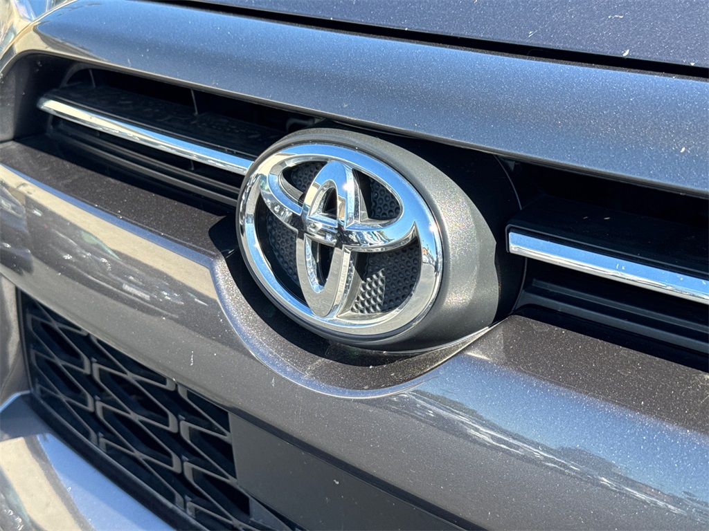 2023 Toyota 4Runner SR5 photo 3