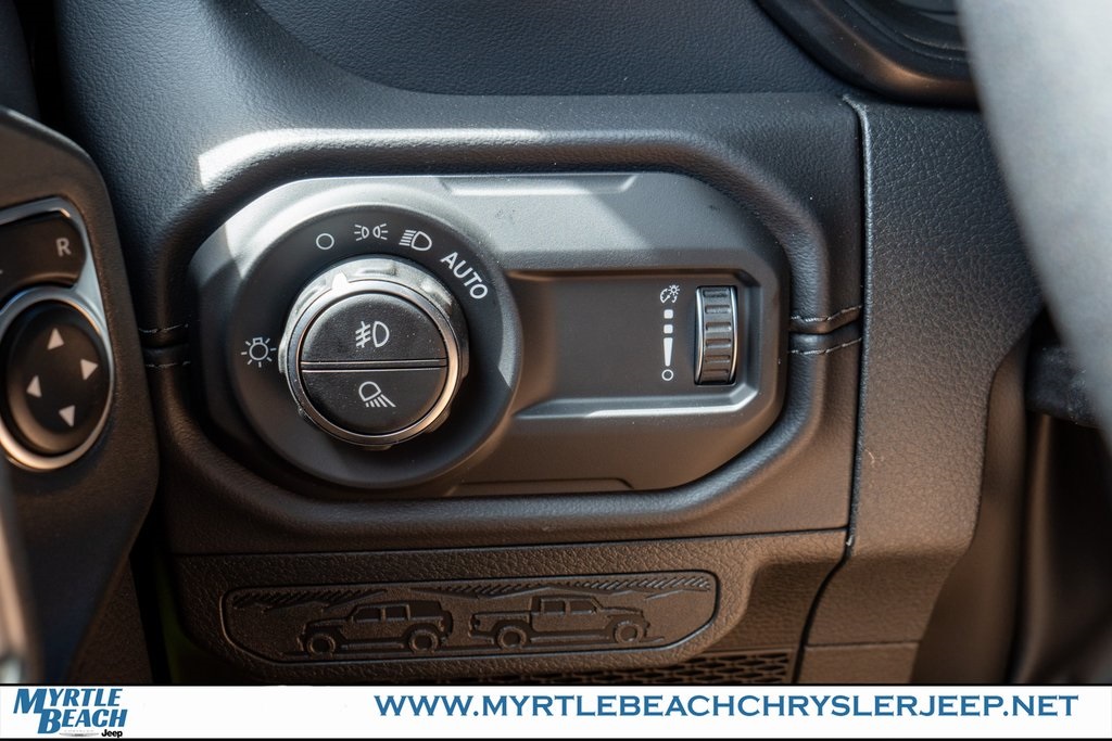 2025 Jeep Gladiator Sport photo 27