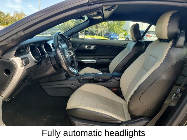 2022 Ford Mustang EcoBoost Premium photo 12