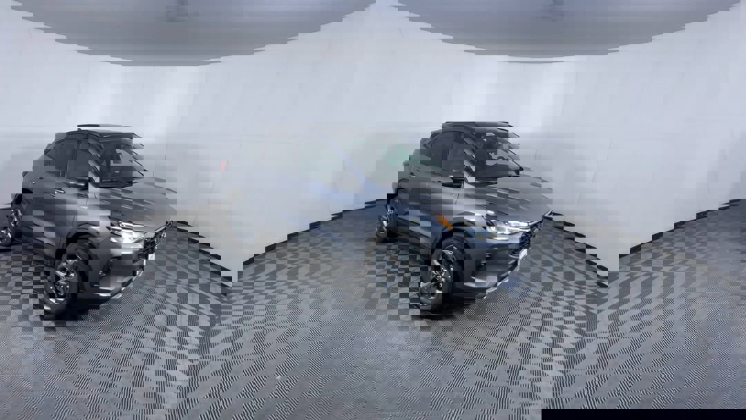 2026 Ford Escape ST-Line Select photo 2