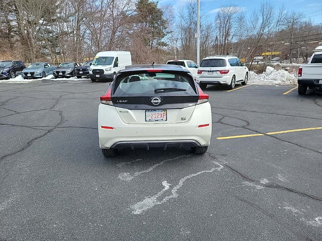 2023 Nissan Leaf SV Plus photo 4