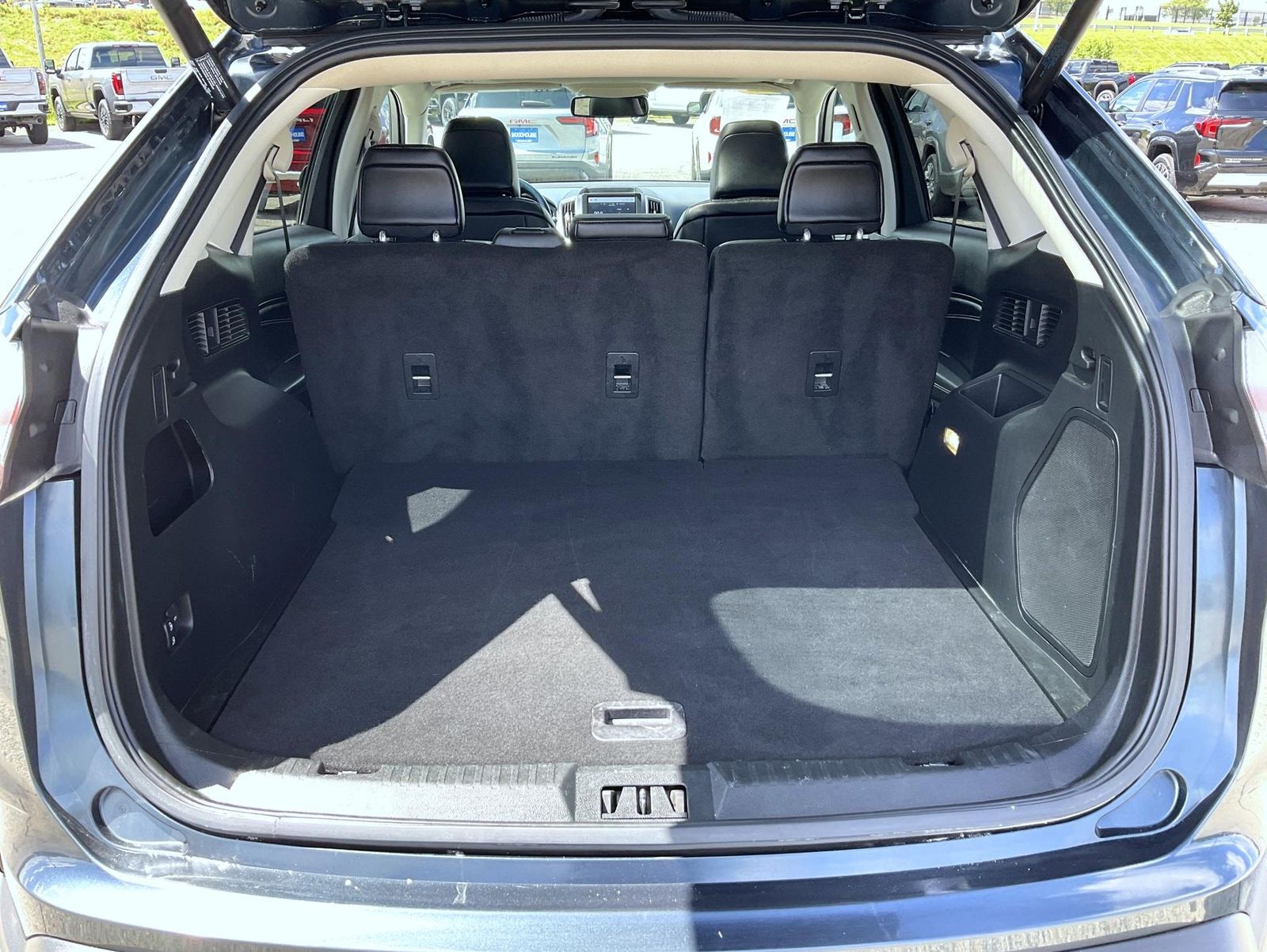 2022 Ford Edge Titanium photo 20