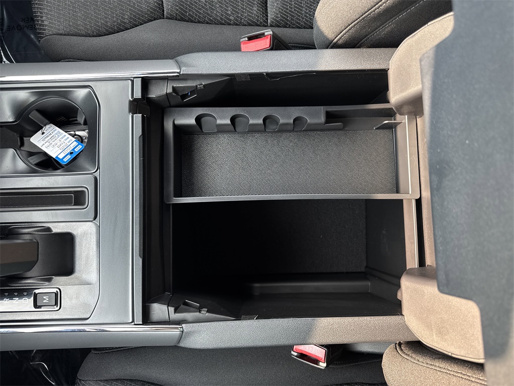 2025 Ford F-150 XLT photo 34