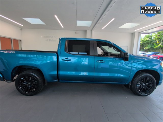 2023 Chevrolet Silverado 1500 RST photo 8