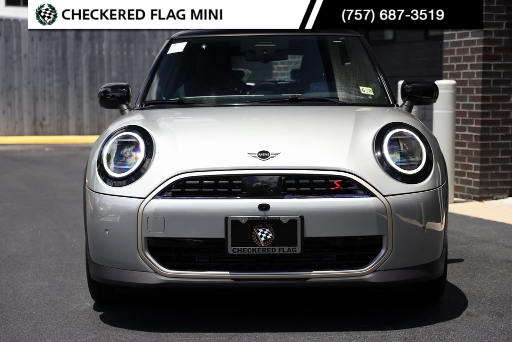 2025 Mini Cooper S Iconic photo 15