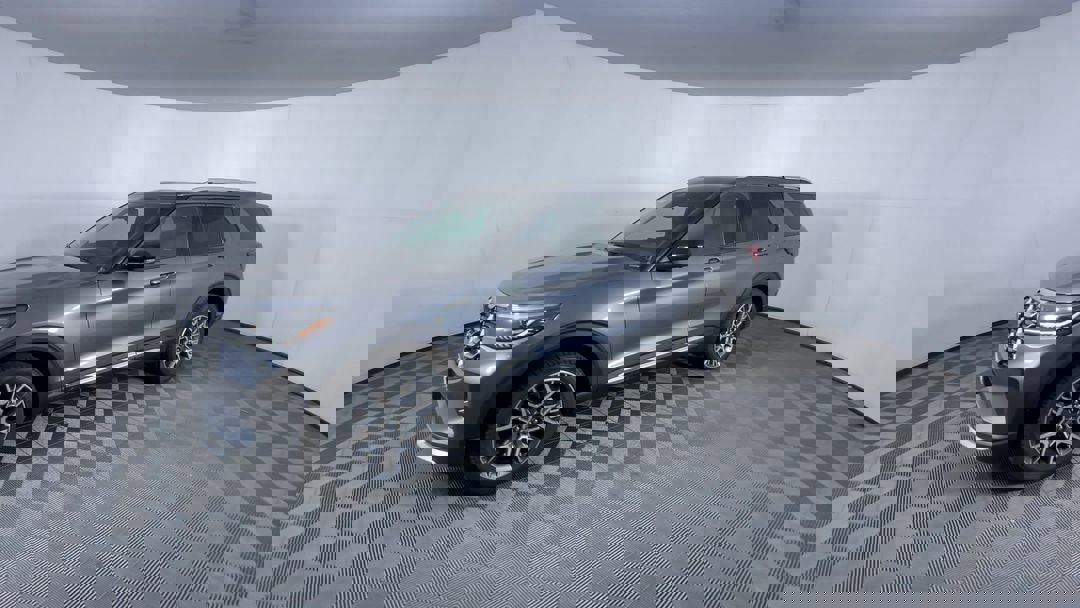 2025 Ford Explorer Platinum photo 4