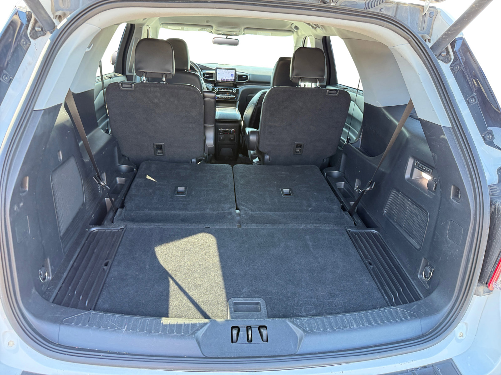 2022 Ford Explorer Limited photo 17