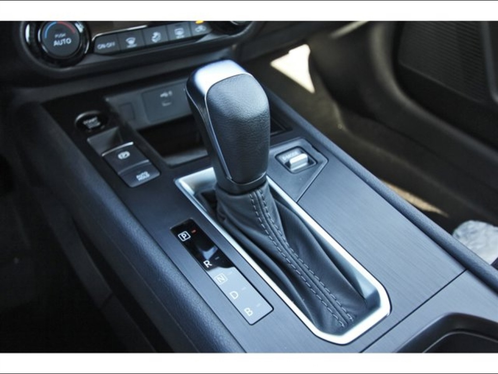 2026 Nissan Kicks SV White at Robbins Nissan