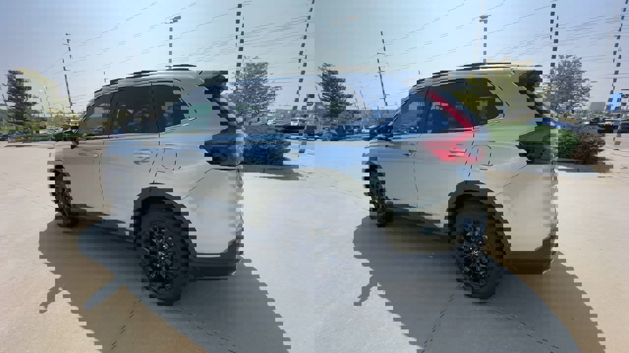 2025 Honda CR-V Hybrid Sport-L photo 3