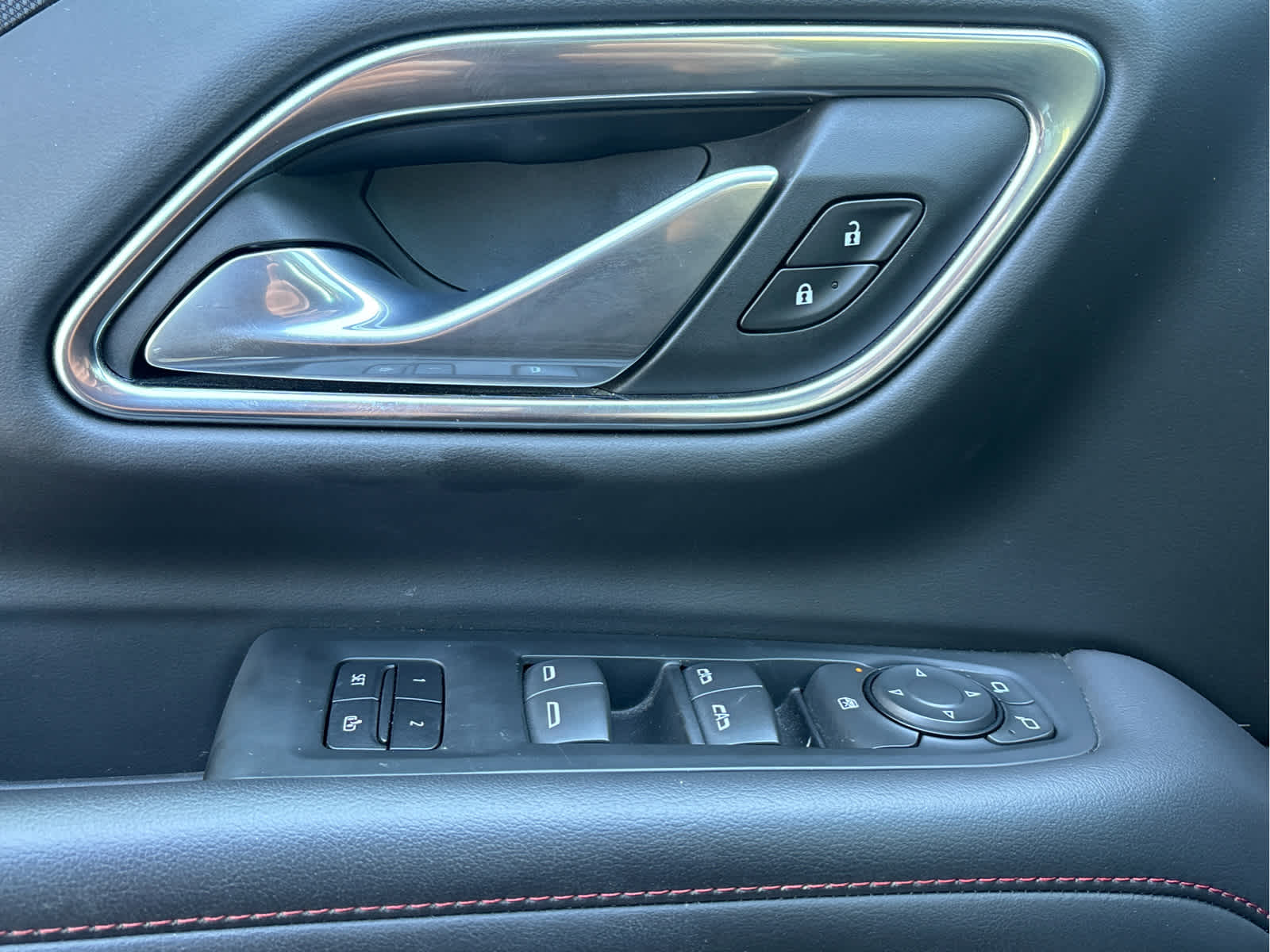 2021 Chevrolet Tahoe RST photo 23