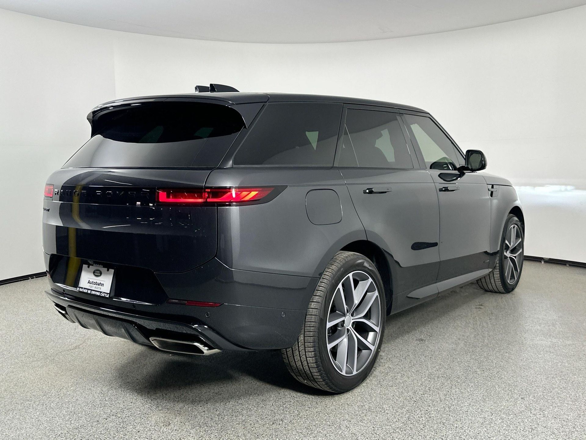 2025 Land Rover Range Rover Sport Autobiography PHEV photo 3